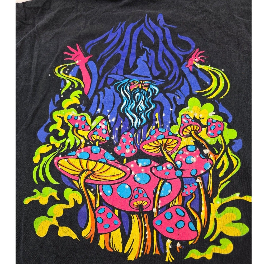 A Lab Psychedelic Streetwear  Tee Mens Large Black Wizard Mushroom Grunge Indie